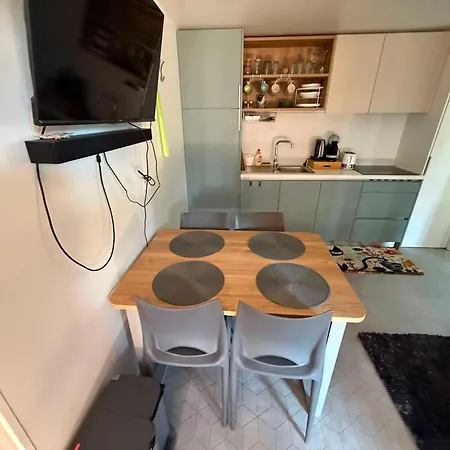 Nyaraló Arni Mobil *